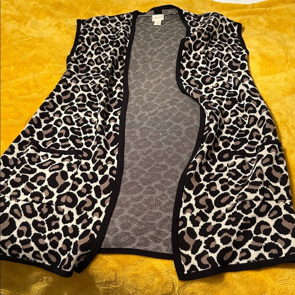 Leopard Print Sleeveless Cardigan Chicos, size small - Picture 2 of 10